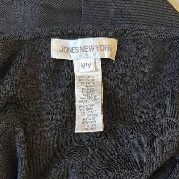 Vintage Jones New York Elegant Black Floral Pattern Knit Camisole Top Size M - Picture 11 of 11